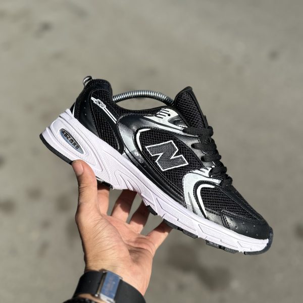 Newbalance 530 آف خورده مشکی