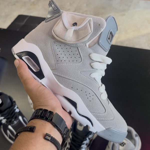 Jordan 6 طوسی
