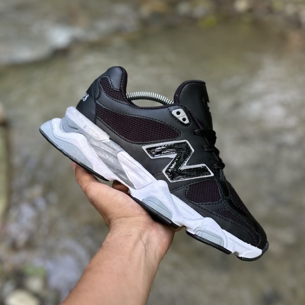NewBalance 9060 مشکی سفید آلتون کد(1388)