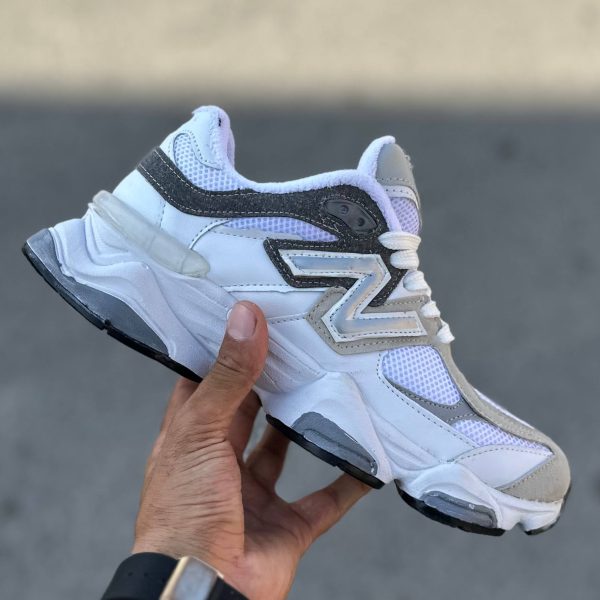 NewBalance 9060 سفید طوسی آف