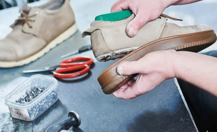 ترمیم ترک زیره کفش 26526541