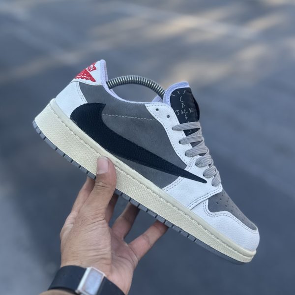 Travis بلک فرایدر