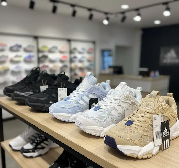 کتونی های دیلاکس 46854