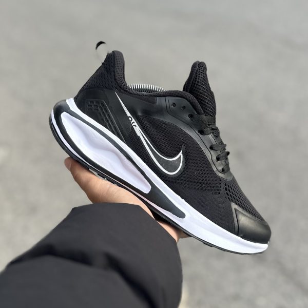 Nike Bolt