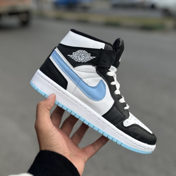 Jordan ساقدار زنونه آف دورنگ