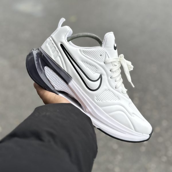 Nike زیره شاسی سفید(کادو روز پدر🎁)