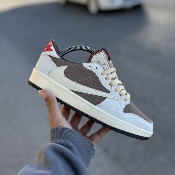 Travis موکا بدون ساق کد(1521)