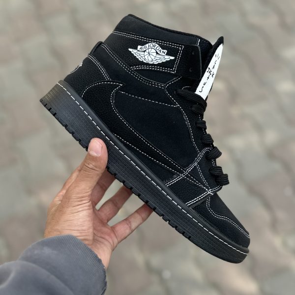 Travis Black phanton ساقدار کد(1552)