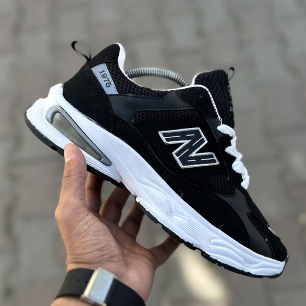 1975 NewBalance مشکی زیره سفید کد(1586)