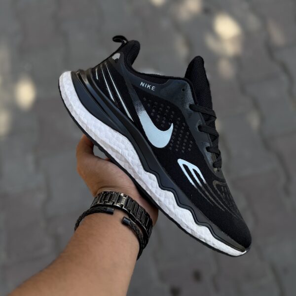 Nike P5 مشکی سفید